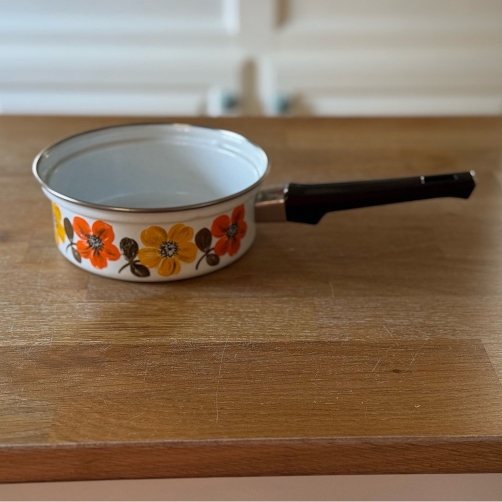 Vintage 1970s Austria Email Enamelware Saucepan - Floral Pattern